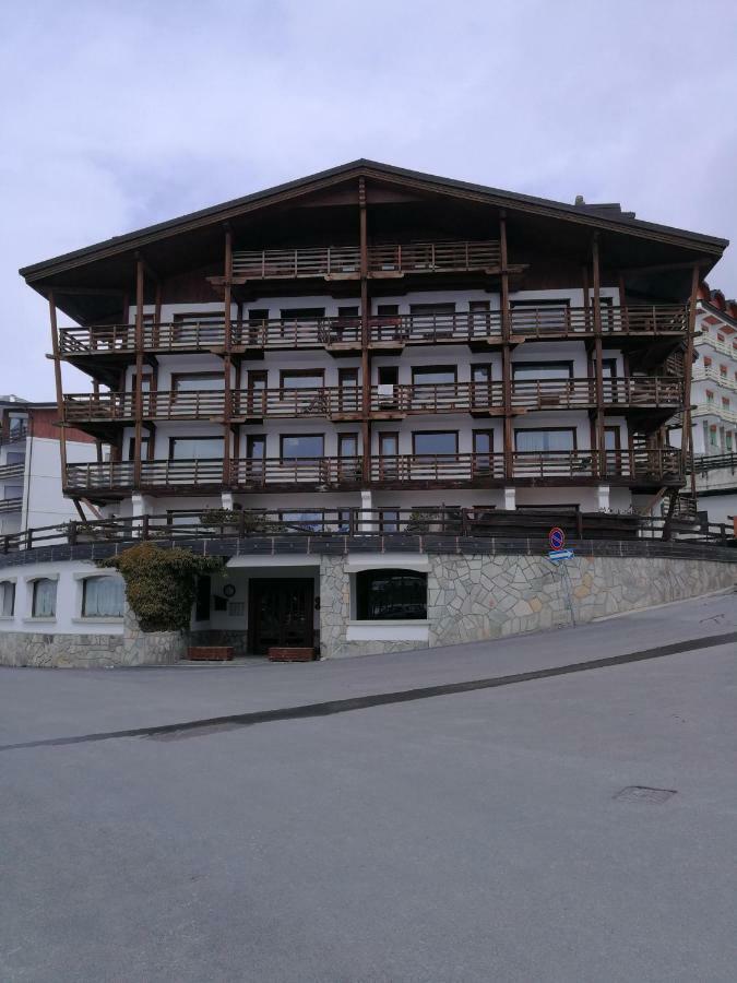 New Condominio Royal Colle Colle Sestriere Buitenkant foto